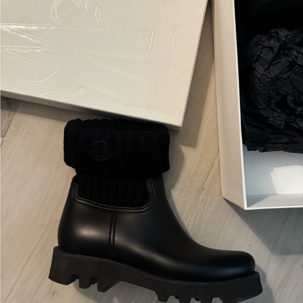 Black Ankle Boots with Knit Cuff